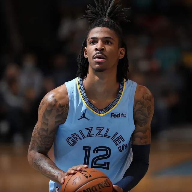 据团队对他 据团队对他